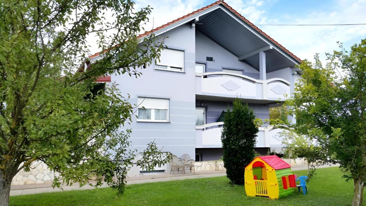 רקוביצה Rooms Mirabella מראה חיצוני תמונה